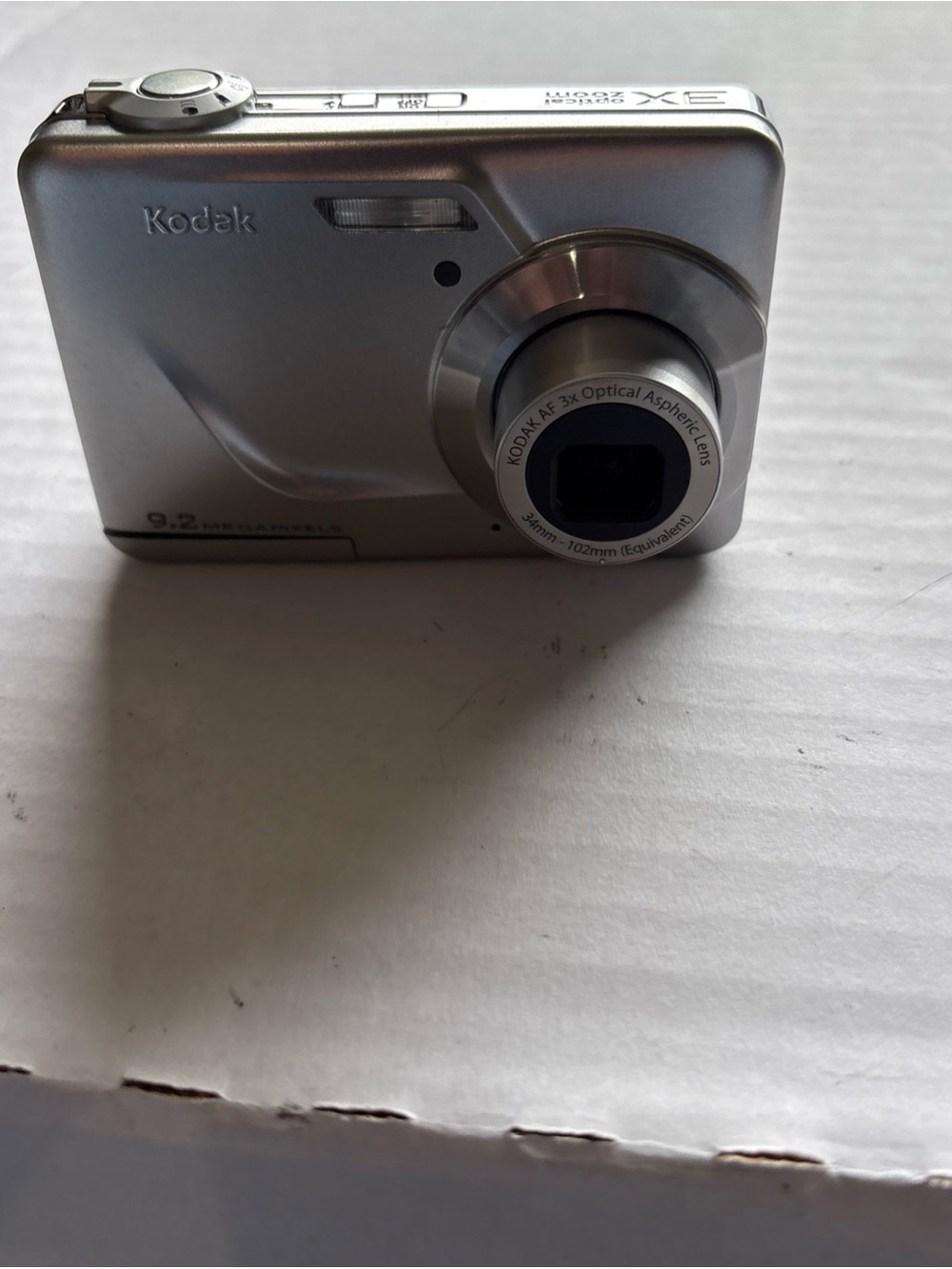 Kodak EasyShare C160 silver compact point-and-shoot digital camera 9.2